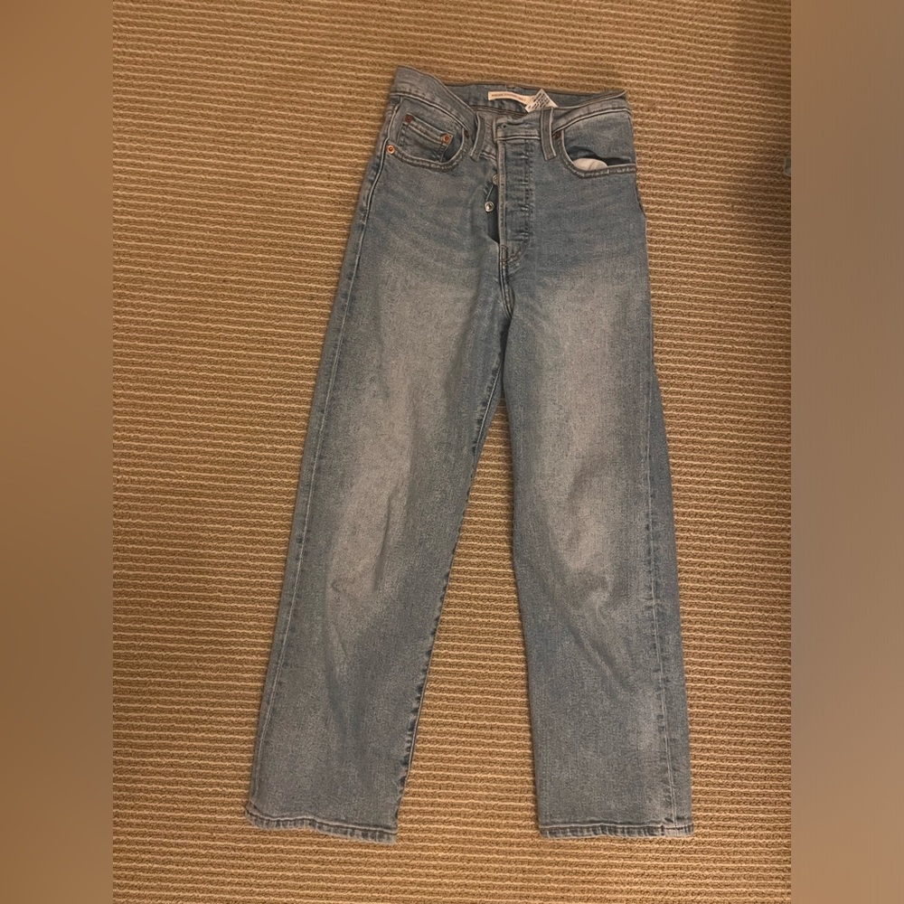 Levi ribcage straight ankle Jean